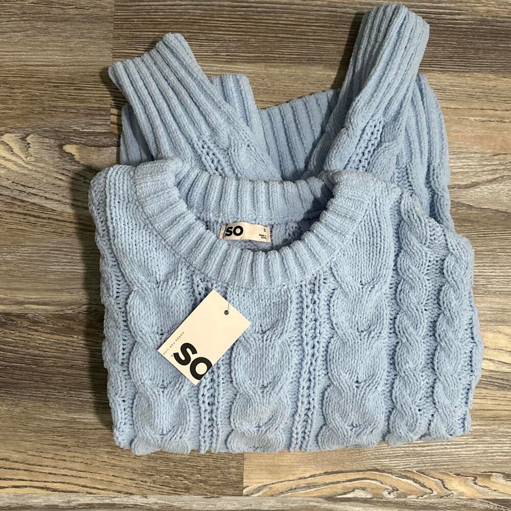 So blue cable knit sweater